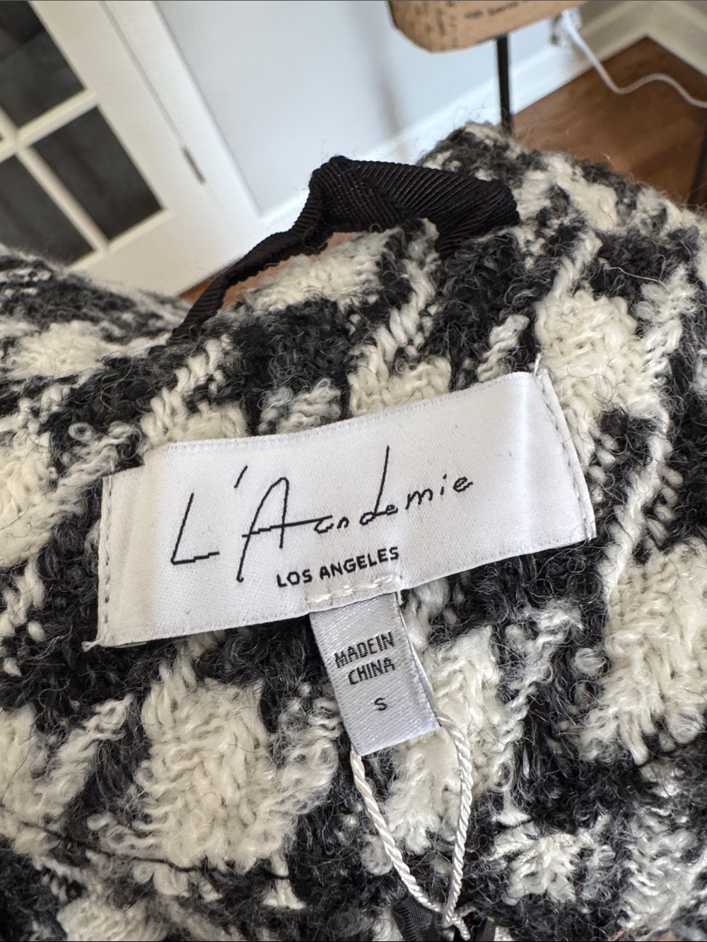 L'Academie Black and White Houndstooth Wrap Coat - Picture 7 of 8